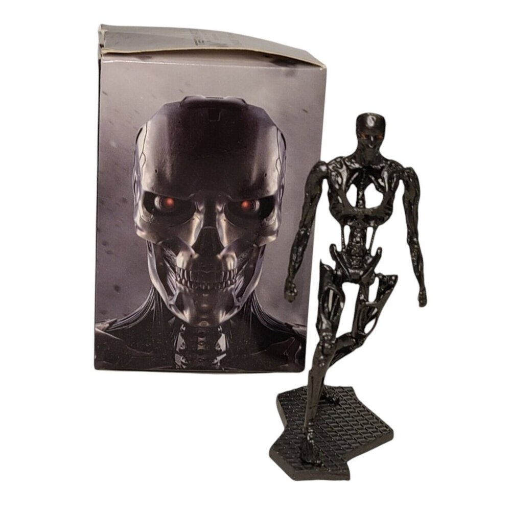 New‎ Regal IMAX Terminator Dark Fate 2.5 Inches tall Collectible Mini Figure